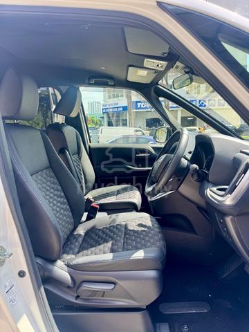 2022 Toyota VOXY 2.0 S-Z Hybrid 8Year Warranty - 3