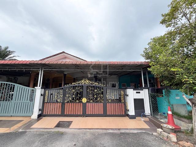 Renovated Taman Mawar Kg Sungai Lang Banting Selangor 1