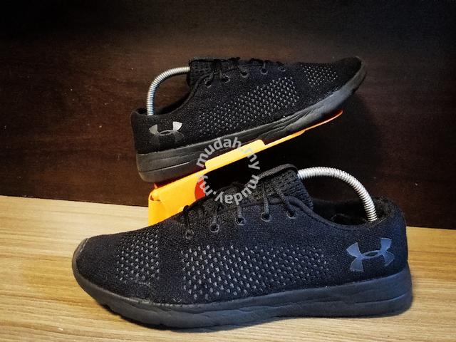 under armour 9.5