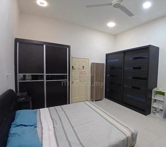 Rooms For Rent 400