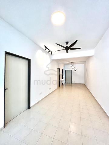 Ground floor Townhouse @ Bandar Cemerlang, Ulu Tiram 1
