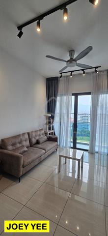 Queens Residences Q2 @ Queens Waterfront, Bayan Lepas 1