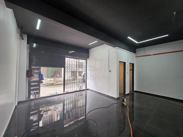 Bandar Bukit Tinggi 1 Klang Ground Floor Endlot Shoplot 22x65 For Sale 1