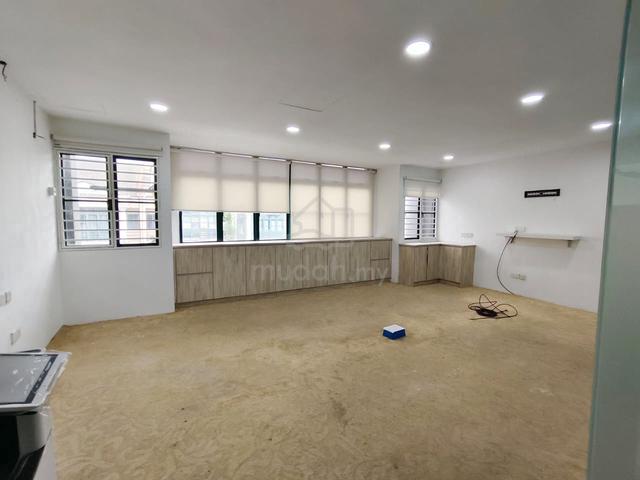 Office Space, Business Centre, Walking Distance To LRT Station, USJ 9 1