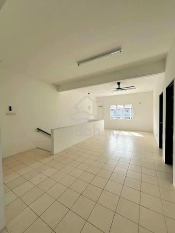 Townhouse 1st Floor, Taman Awani, Bangi Lama 1