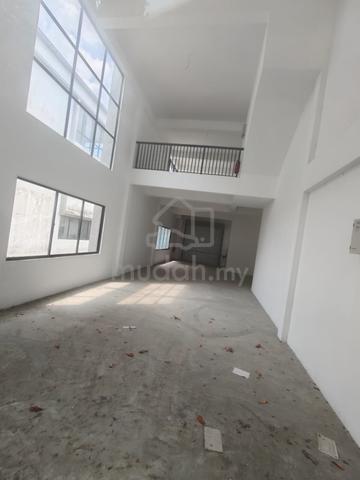 High Exposure Brand New Endlot Shop for Rent @ Eco Vantage Kota Masai 1