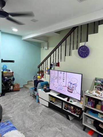 MURAH Freehold Double-Storey  Taman Sri Rampai 4