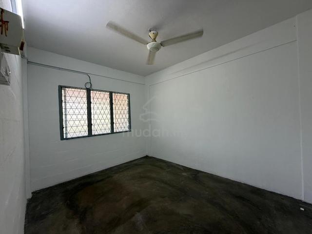 Taman Anika 1