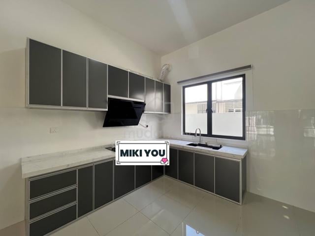 【Brand new, Move in condition】Robin @ bandar rimbayu, 2 storey house, 1