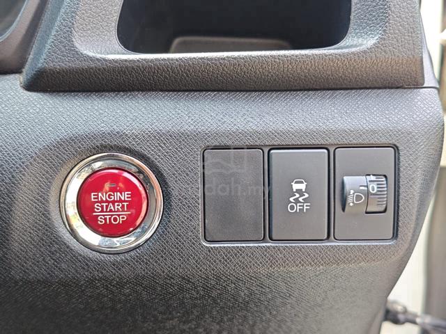 FULL LOAN BR-V V 1.5 V FULL SPEC 2017 Honda BRV V - 4