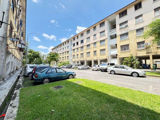 Apartment Sri Pulai Perdana 9/8 1