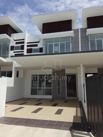 20x70 2 storey terrace house Bellucia Aquatilis Setia Ecohill Semenyih 1
