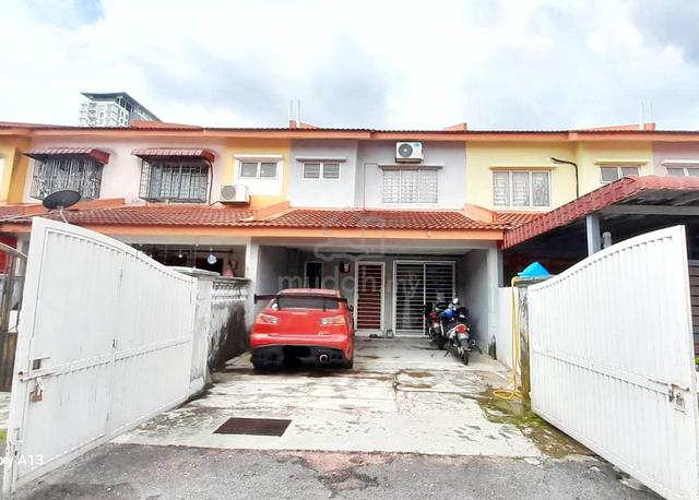 WELL MAINTAINED 🔥 2-Storey Terrace Bandar Saujana Putra SP6, Jenjarom 1