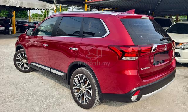 2020 Mitsubishi OUTLANDER 2.0 boleh loan kedai - 2