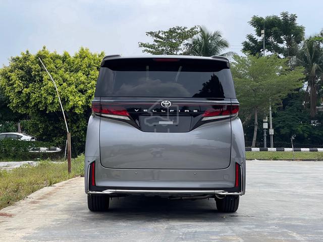 JBL 2025 Toyota VELLFIRE 2.4 Z PREMIER BLACK INTER - 3