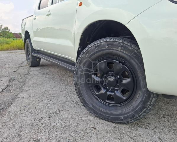 TOYOTA HILUX  2013 2.5 G  VNT (M) loan kedai  - 4