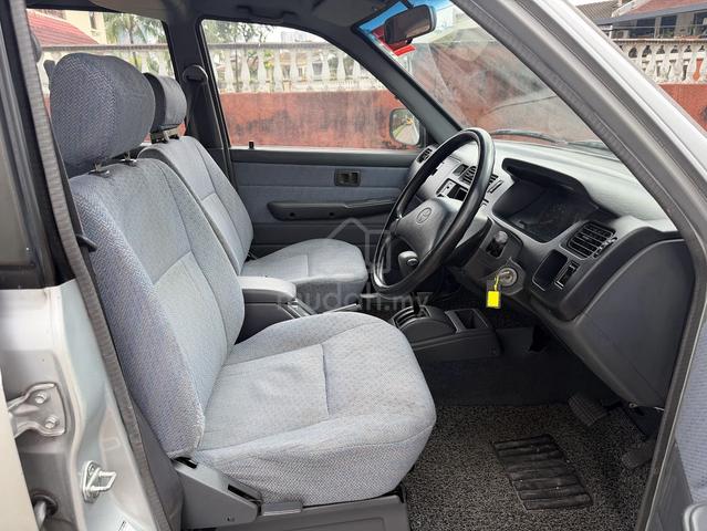 Toyota UNSER 1.8 GLi (A) TIP TOP CONDITION - 5