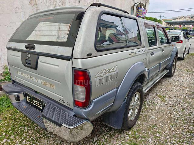 2004 NISSAN FRONTIER 2.5 (M) 4WD tip top condition - 4