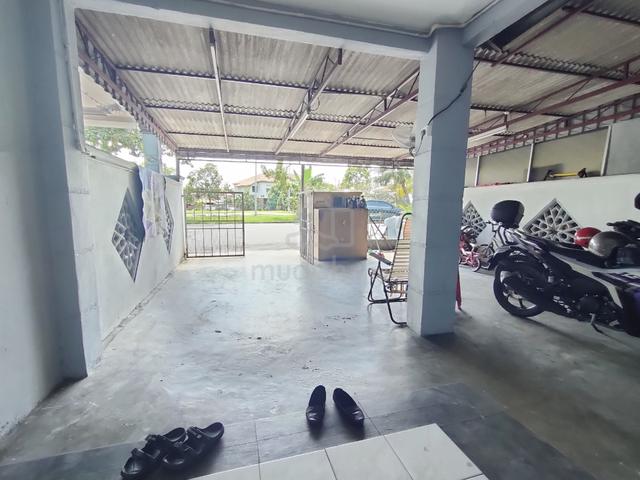 Dekat surau, Teres 2 Tingkat, Teluk Gedung Indah, Pelabuhan Klang 4