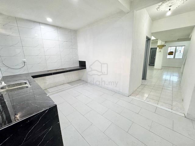 BOOKING 1K🔥FULLY RENOVATED 2 Storey Taman Sri Haneco Semenyih 5