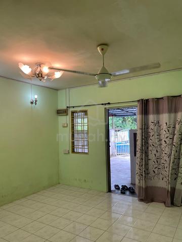 GROUND FLOOR - SEWA / RENT TOWNHOUSE TAMAN INDAH Sungai Buloh 1