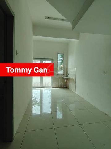 Taman Selayang Utama @ Maple Residence 2050sqft 5R5B 3-Storey Terraced 1