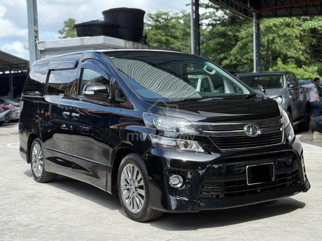 2013 Toyota VELLFIRE 2.4 Z GOLDEN EYES FACELIFT - 1
