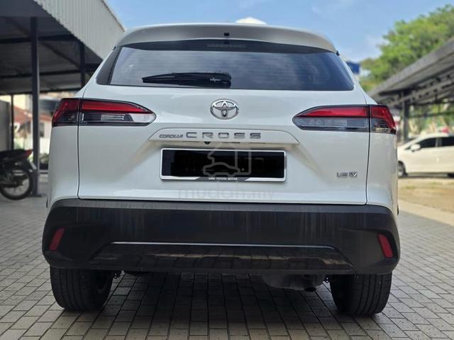 2022 Toyota COROLLA CROSS 1.8 V (A) FSR TOP OFFER! - 5