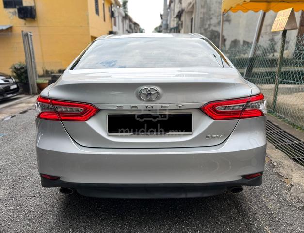 2020 Toyota CAMRY 2.5 V FuLoan/NicePaint/SportRim - 4