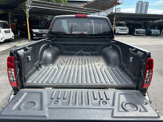2010 Nissan NAVARA 2.5 LE (A) - 4