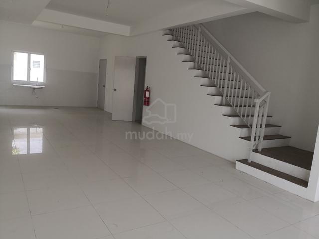 2 Storey Terrace Casa Green Cybersouth Dengkil 3