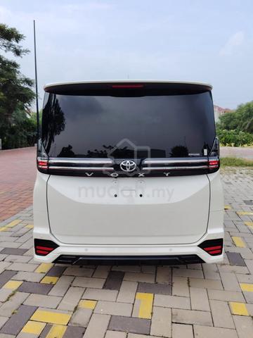 Unreg Recon 2023yr Toyota Voxy 2.0 AT S-Z Spec - 4