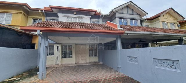 Putra Heights, Section 10/1, 22X75 DS House, sell below MV  1