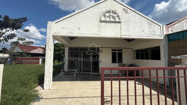 Single Storey Corner lot Ulu Bukit Tiram 1
