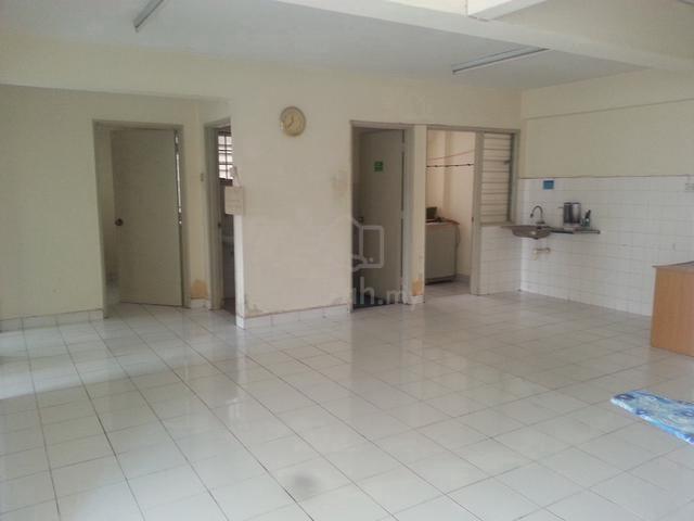 Flat Danau Kota 1