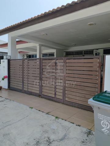 Rumah Single Storey Taman AngkasaNuri 1