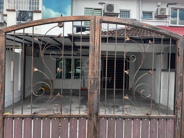 Bandar Mahkota Cheras, 2 storey Terrace House, Partly Furnished 1