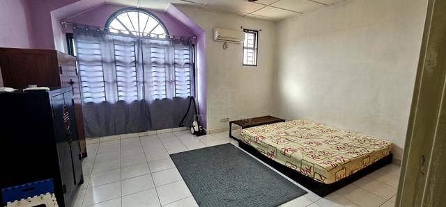 Bukit Indah Double Storey Gated Guard fully furniture 1