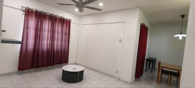 Persiaran Tanjung Apartment 1