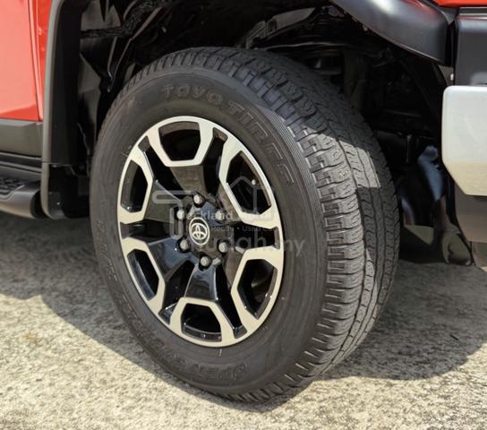 2013 Toyota FJ Cruiser 4.0 (A) 73k Mint Condition - 4