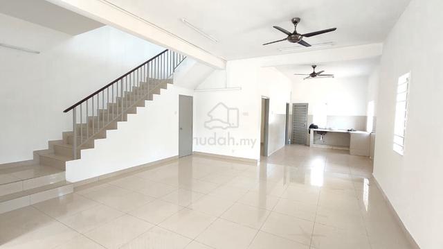 Renovated Double Storey Corner House for sale Bandar saujana putra SP1 1
