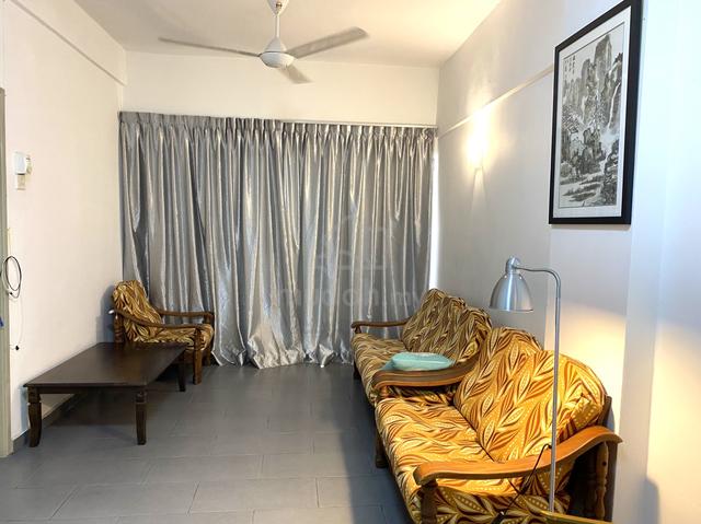 Plaza Serdang Raya(ROOM FOR RENT) 1