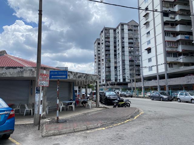 GOOD LOCATION - CORNER - PANDAN INDAH - Single Storey 1