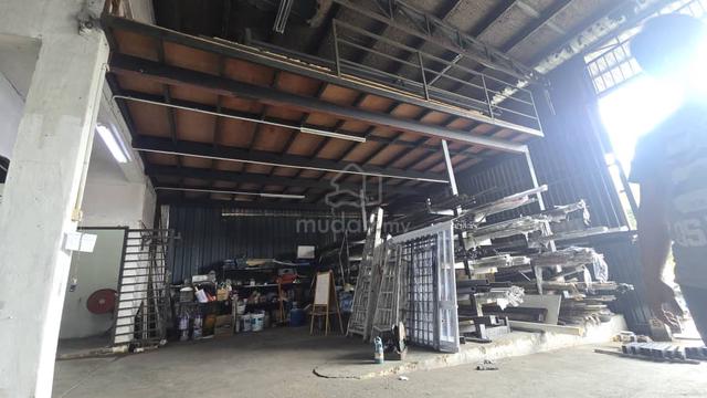 Johor Jaya Bakawali Double Storey Factory Full loan austin Tebrau 1