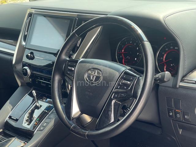 FULL LOAN 2022 Toyota Alphard 2.5 SC DIM BSM FSPEC - 5