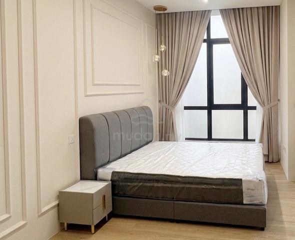 The Suite 1