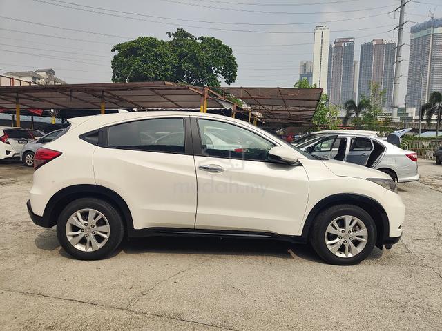 2015HR-V 1.8 V (A) High Spec, LED Light, One Owner - 2