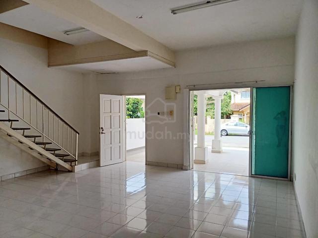 2.5 Storey House in Taman Desa Karunmas for Sales 1