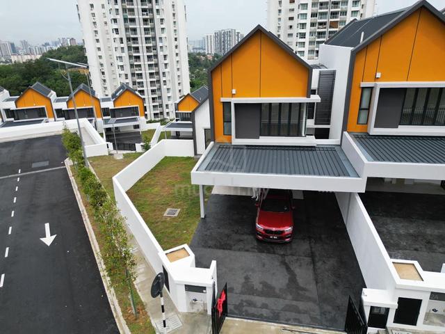 Corner Lot 3 Storey Terrace East 57 Taman Melawati 1