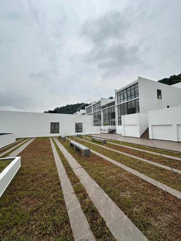 Empire Residence Damansara Luxe Modern 4 storey Huge Land (7325 sqft) 1